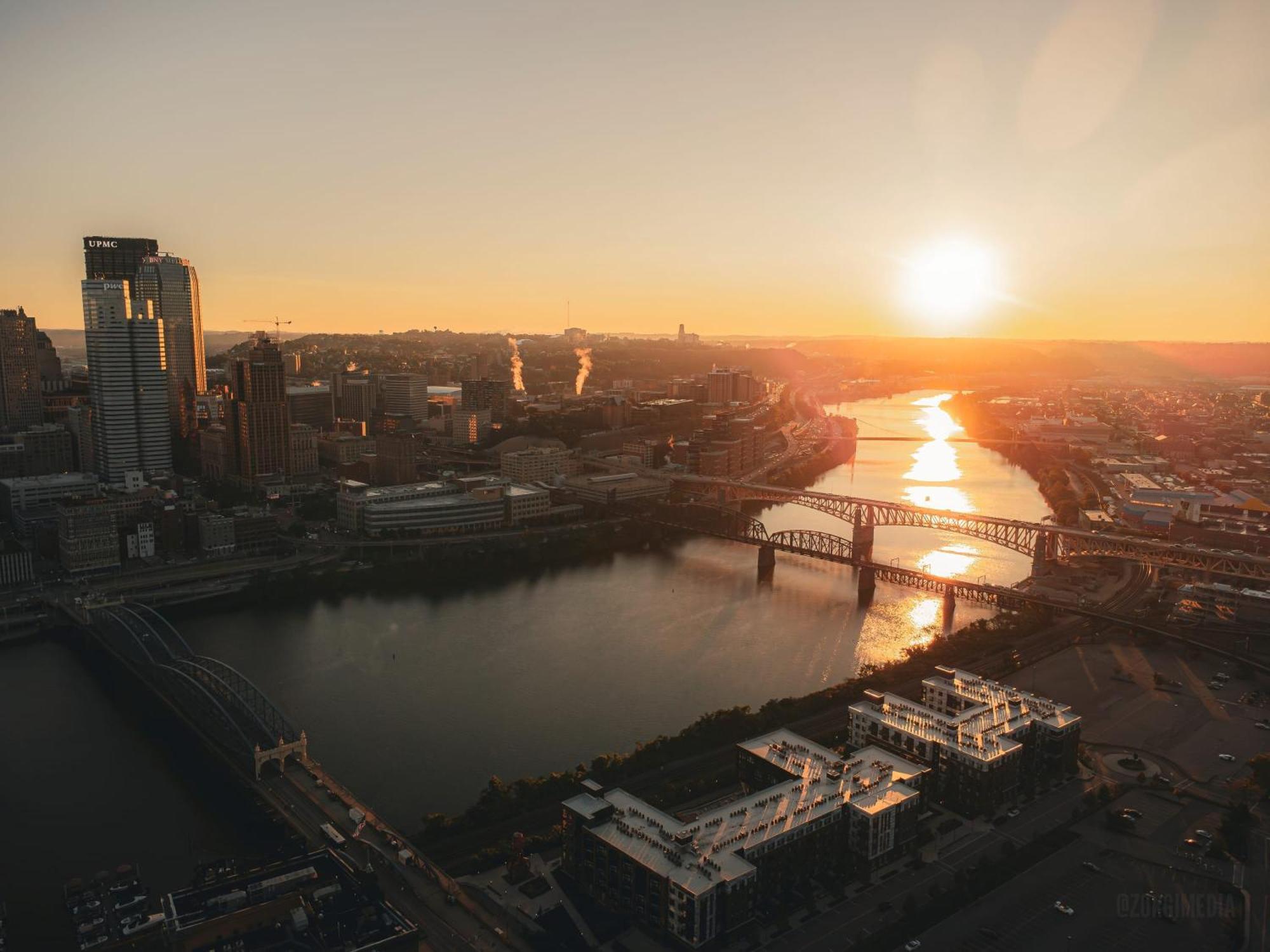 The Peak Mt Washington - Large 2Bd Apt W A View Pittsburgh Eksteriør billede