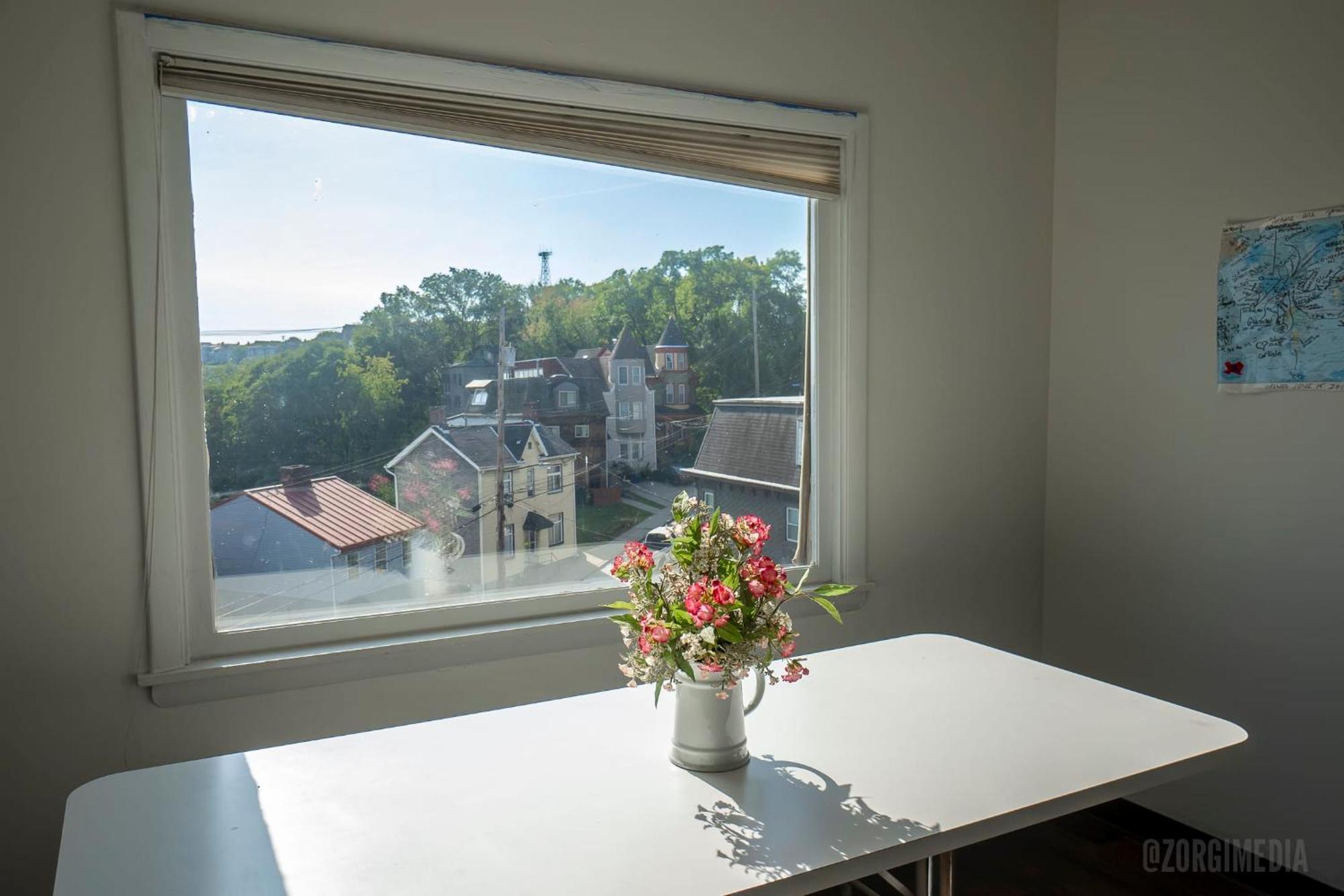 The Peak Mt Washington - Large 2Bd Apt W A View Pittsburgh Eksteriør billede
